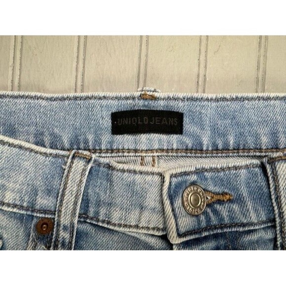 Uniqlo Size 26 Slim Straight High Rise Distress Stretch Light Wash - Picture 7 of 7